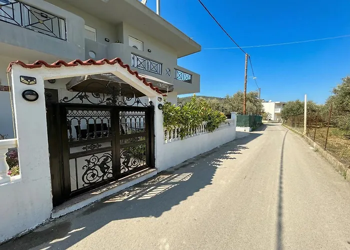 Tharreni's House In Lindos