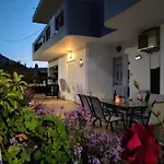 Tharreni's House In Lindos * Vlicha (Rhodes)