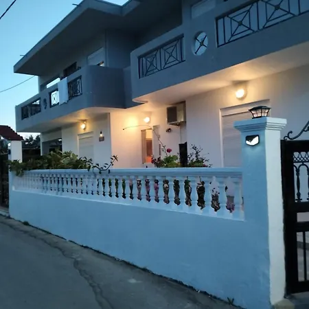 Tharreni House, Pilona Village