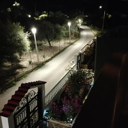 Tharreni's House In Lindos Vlicha (Rhodes)