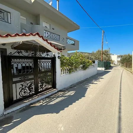 Tharreni's House In Lindos