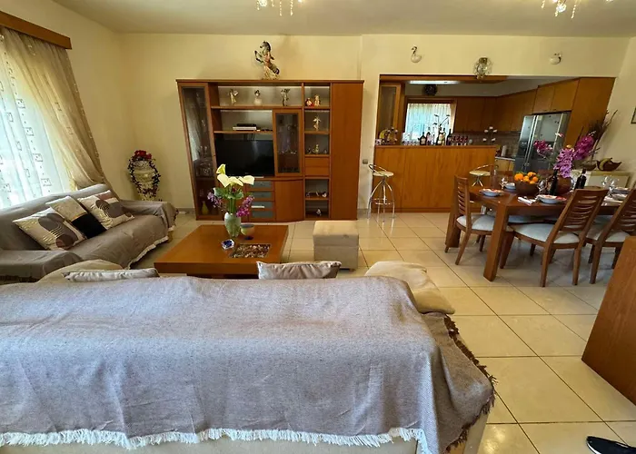 Tharreni'S House In Lindos