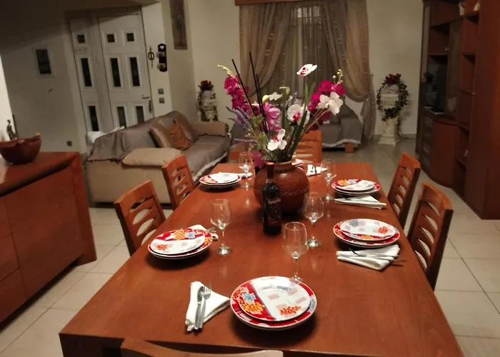 Casa vacanze Tharreni House, Pilona Village