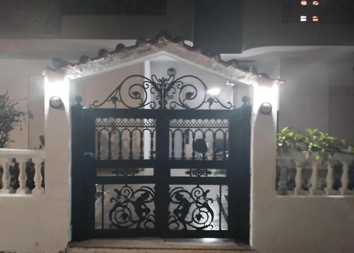 Casa vacanze Tharreni House, Pilona Village