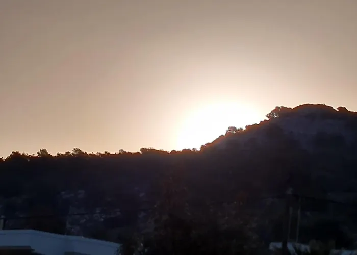 Tharreni'S House In Lindos